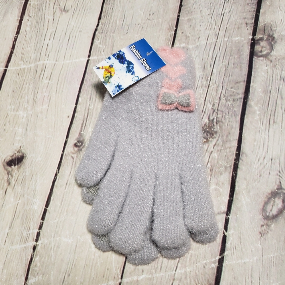 Jacquard women's winter gloves.